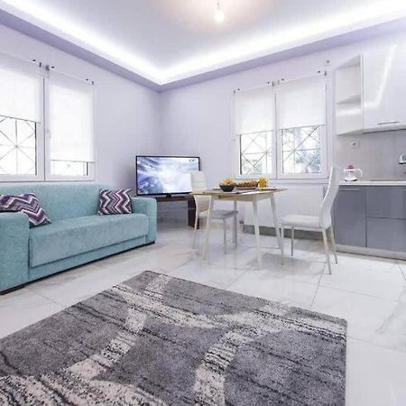 Вілла Modern Fully-Equipped House, 5 Min Walk From Metro Афіни Екстер'єр фото